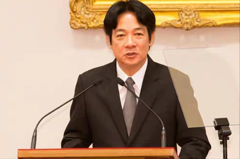 蓝营发言人直接开骂，把赖清德怼得没话说。赖清德早前公开自称是台湾的“财神爷”，蓝