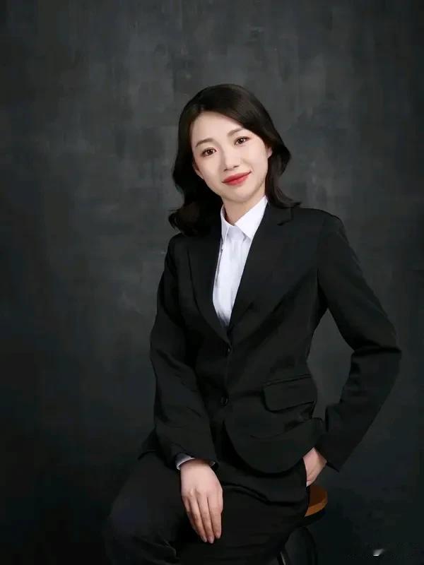 “最快女护士”以虚假理由调休被处分 “最快女护士”以虚假理由调休遭处分
“最快女