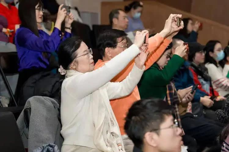 稀土战争又打响了！就在全世界都以为美国终于找到了中国稀土的替代品时，马来西亚突然