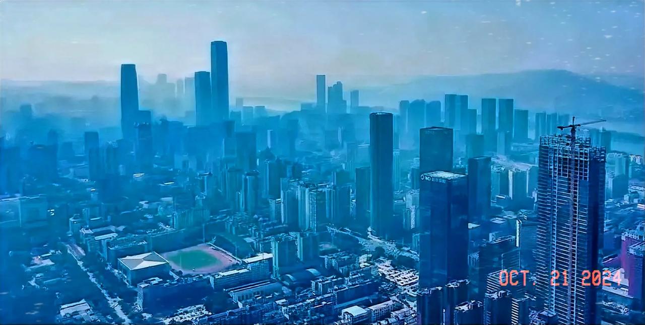 #秋日生活打卡季#看看长沙的芙蓉区，也就是长沙的主城区，这样一看其实长沙市高楼大