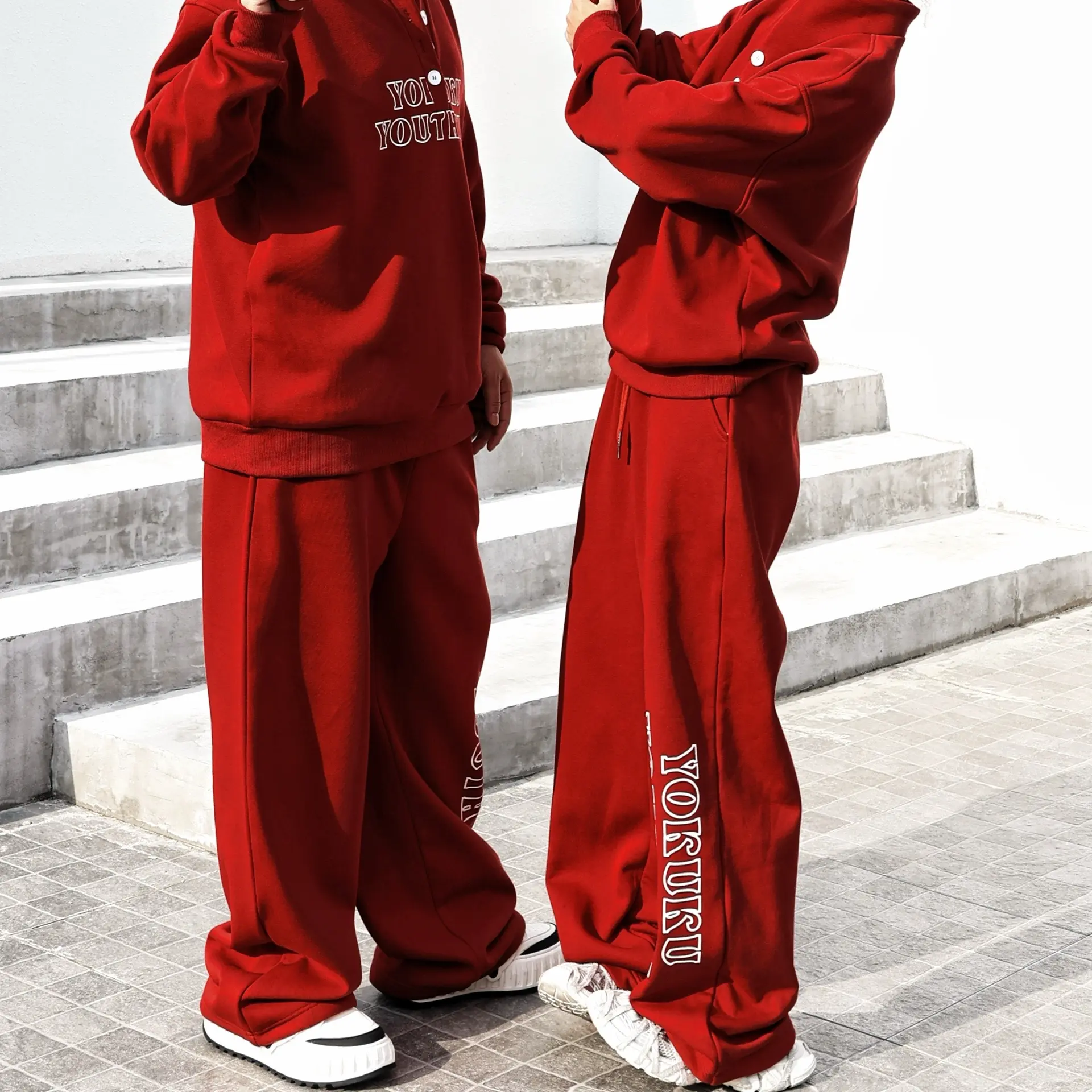 被问了10086次的鬼马卫衣。俺可太喜欢了，想焊S在身上