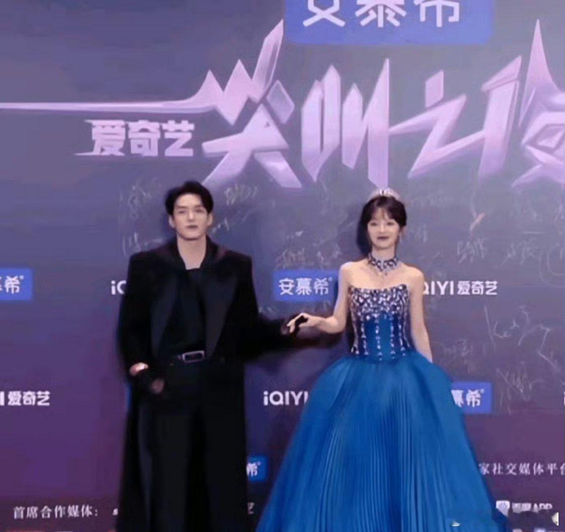 这是田曦薇和檀健次嘛？！身高一样匹配的组合[允悲][允悲][允悲] ​​​