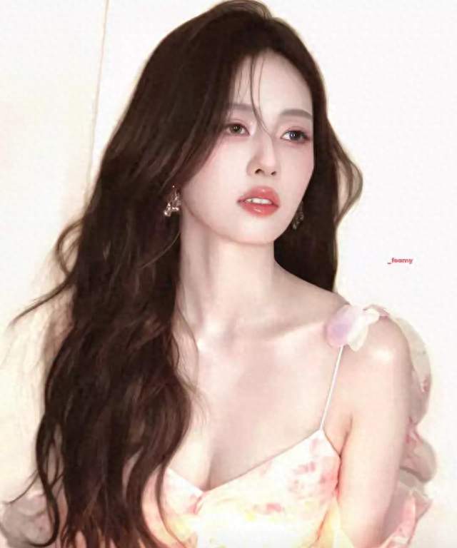 白鹿的颜值身材真的被大大低估了