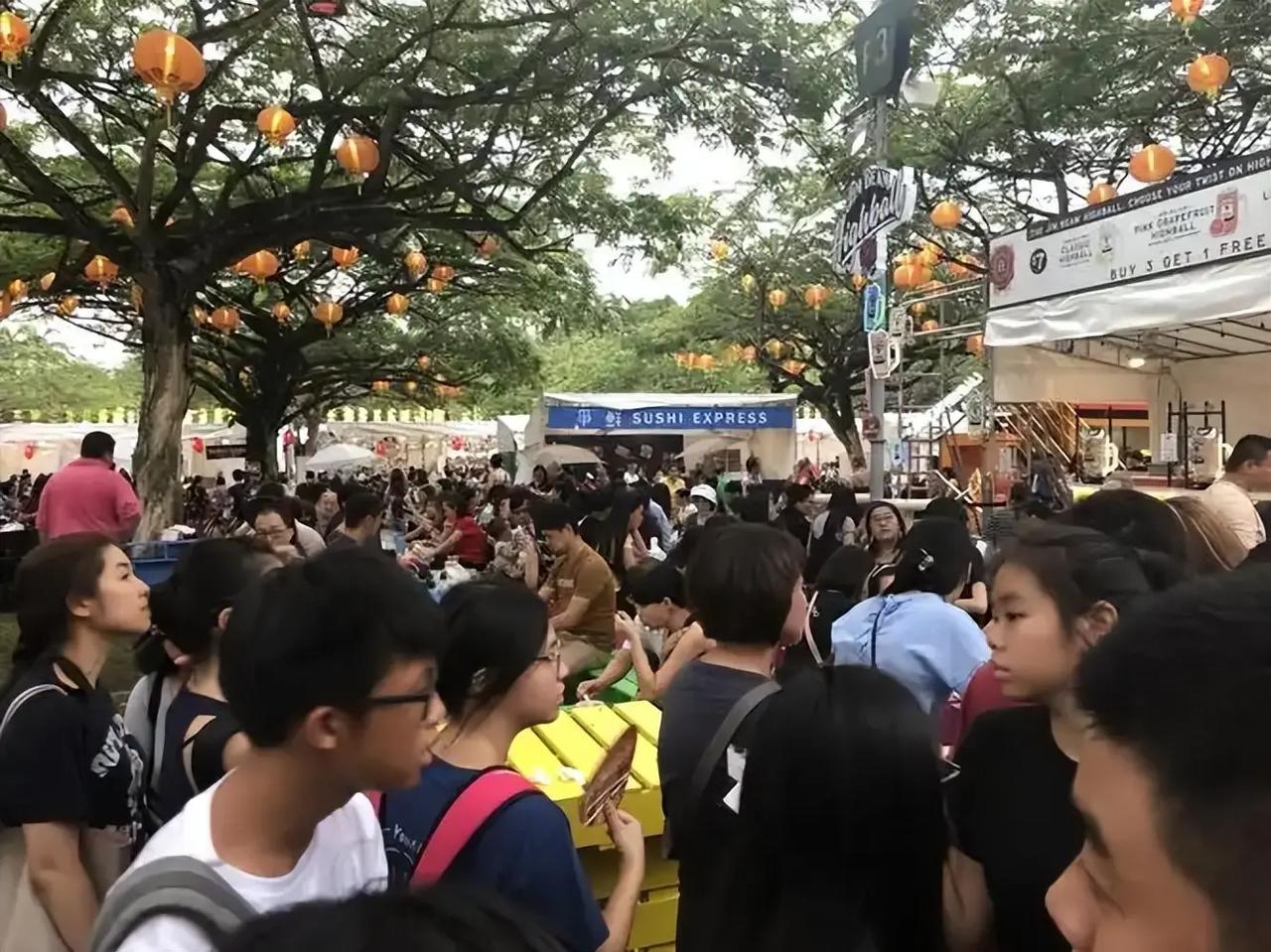 台湾近六成民众支持两岸政治谈判，真正值得关注的并不是蔡英文、赖清德、韩国瑜、郑丽