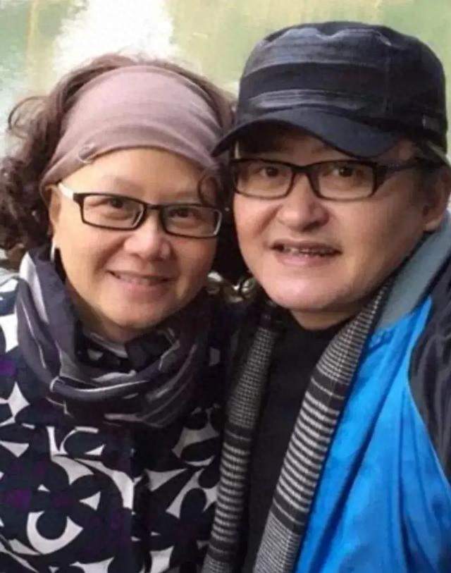 一句我永远的爱永远的痛，卢璐与刘欢数十载相守故事令人动容