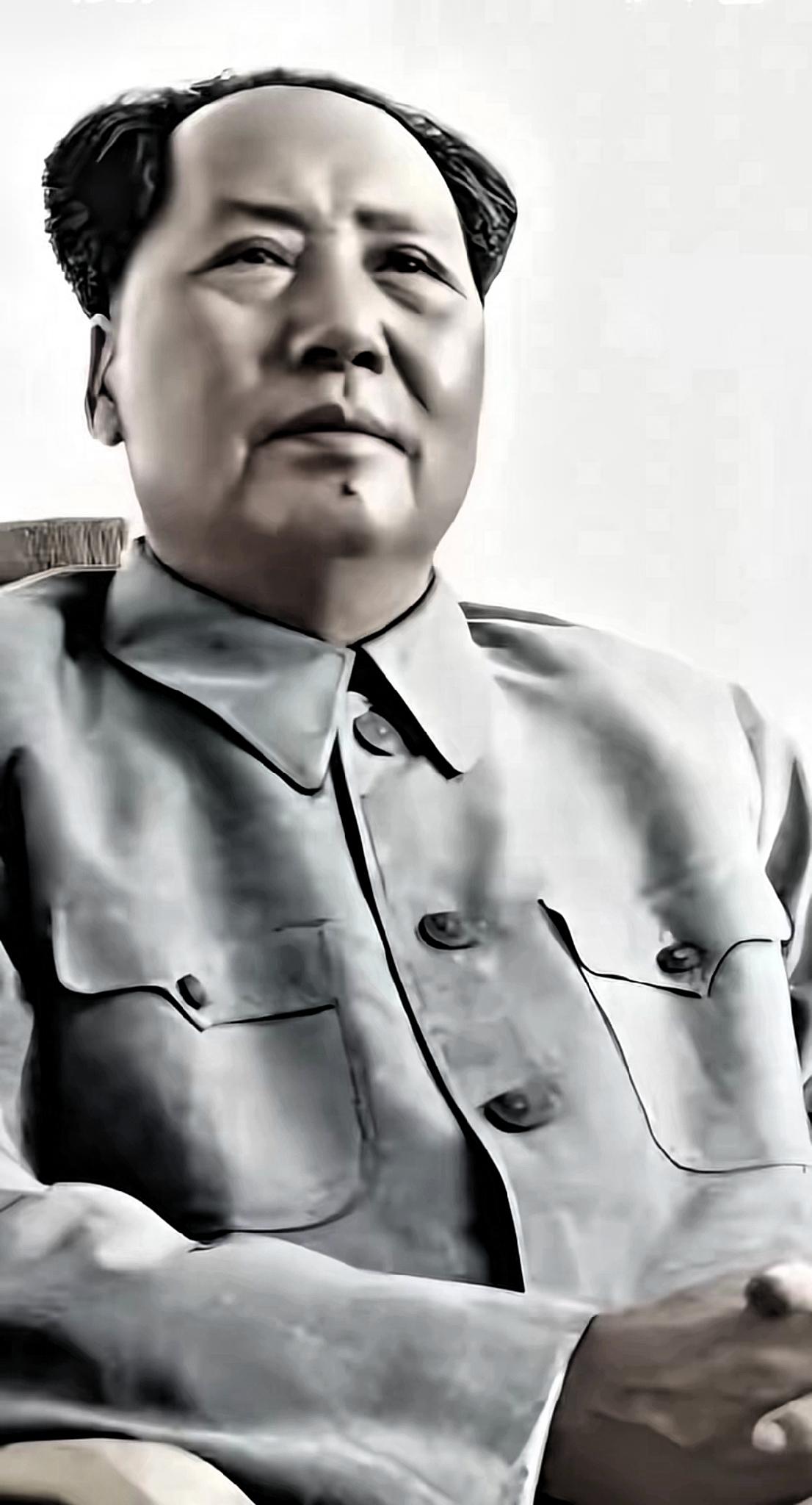 中国人民永远铭记您老人家的大恩大德，您就是我们心中永不熄灭的明灯与旗帜。您给民族