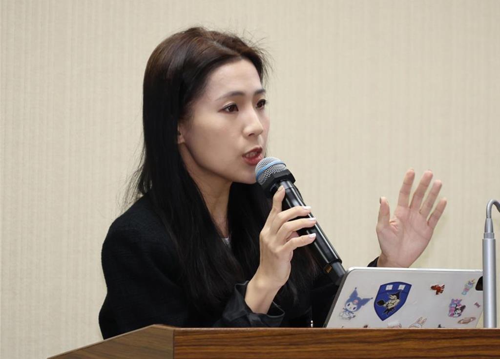 “搞罢免的David又来了？”徐巧芯轰北市鼠患像“大罢免2.0”
台北市最近陷“
