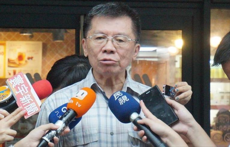 沈富雄：蒋万安可能落选，他要日落西山了
民进党台北市长候选人沈伯洋近期声势惊人，