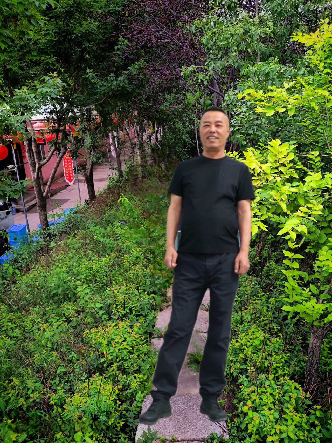 夏日生活打卡季 夏日生活简直太适合打卡啦！不一定得去远方找乐子，身边的小确幸就够