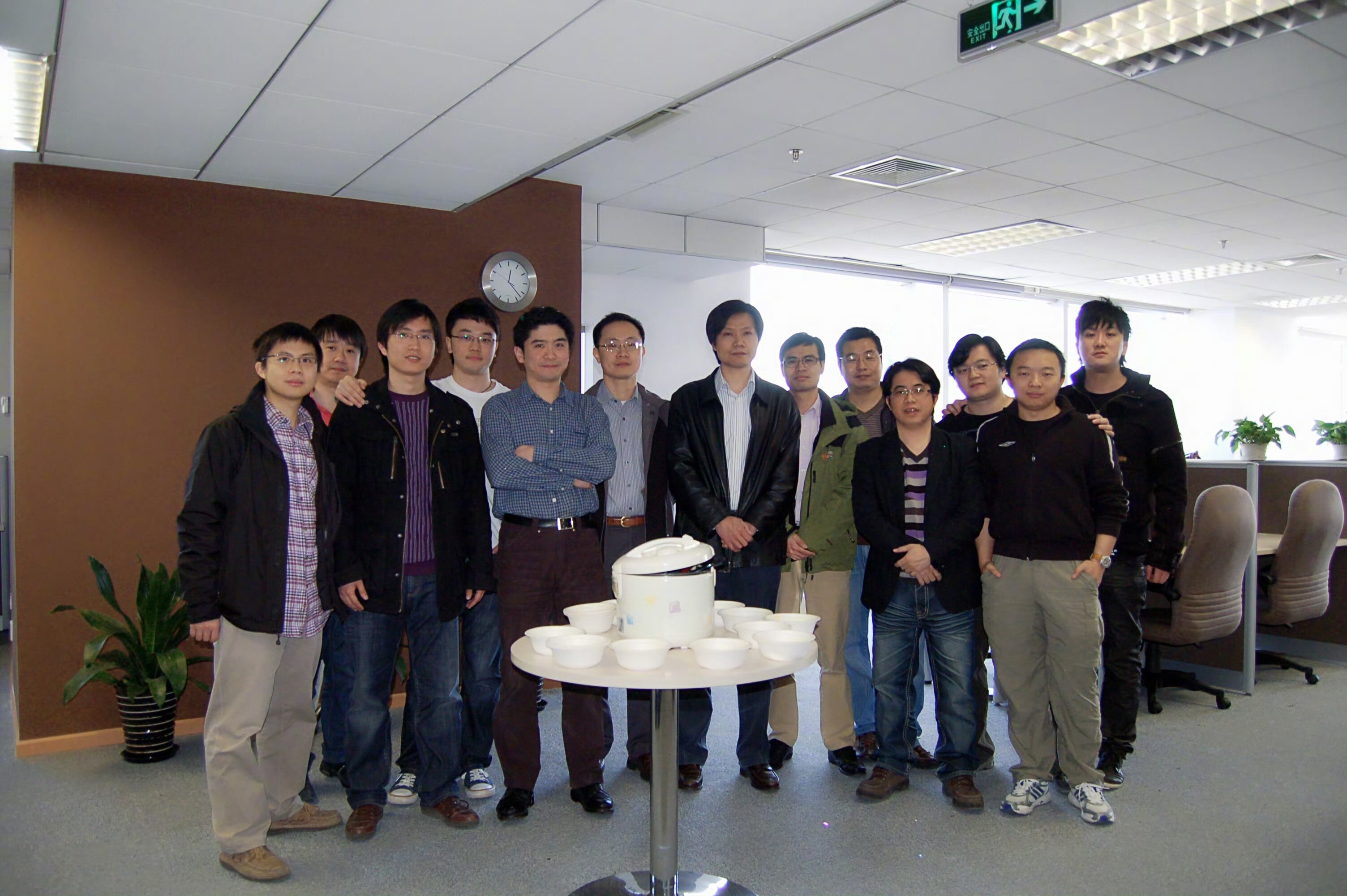 👏今天是小米成立16周年生日！祝小米生日快乐、2026年乘风破浪、一往无前！ 