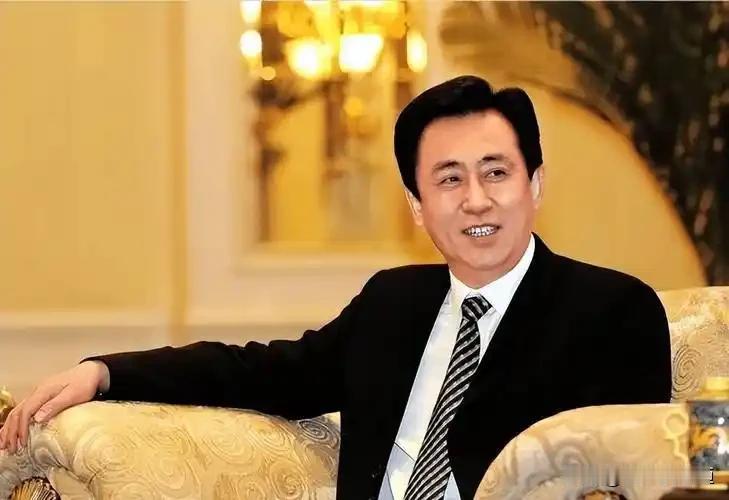 可以说他们是全中国最穷的十个男人了吧？看看他们，曾经飞黄腾达、金碧辉煌，可现在呢