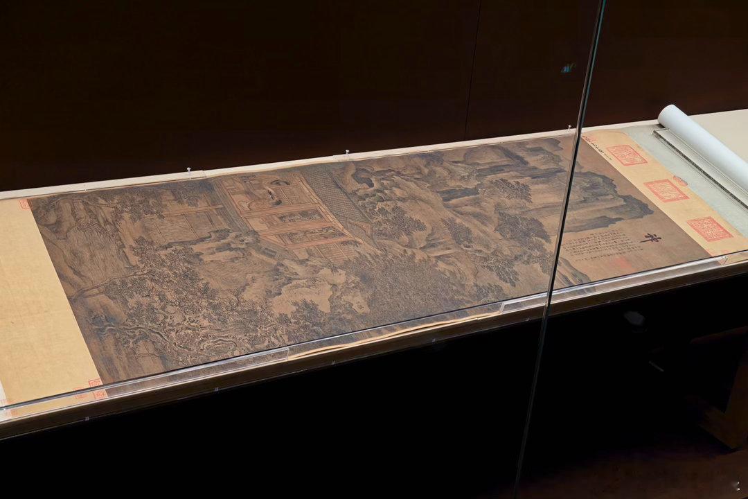 高士图，五代南唐卫贤作，天下神物，禁止出境展览文物，故宫典则特展。这件我是第二次