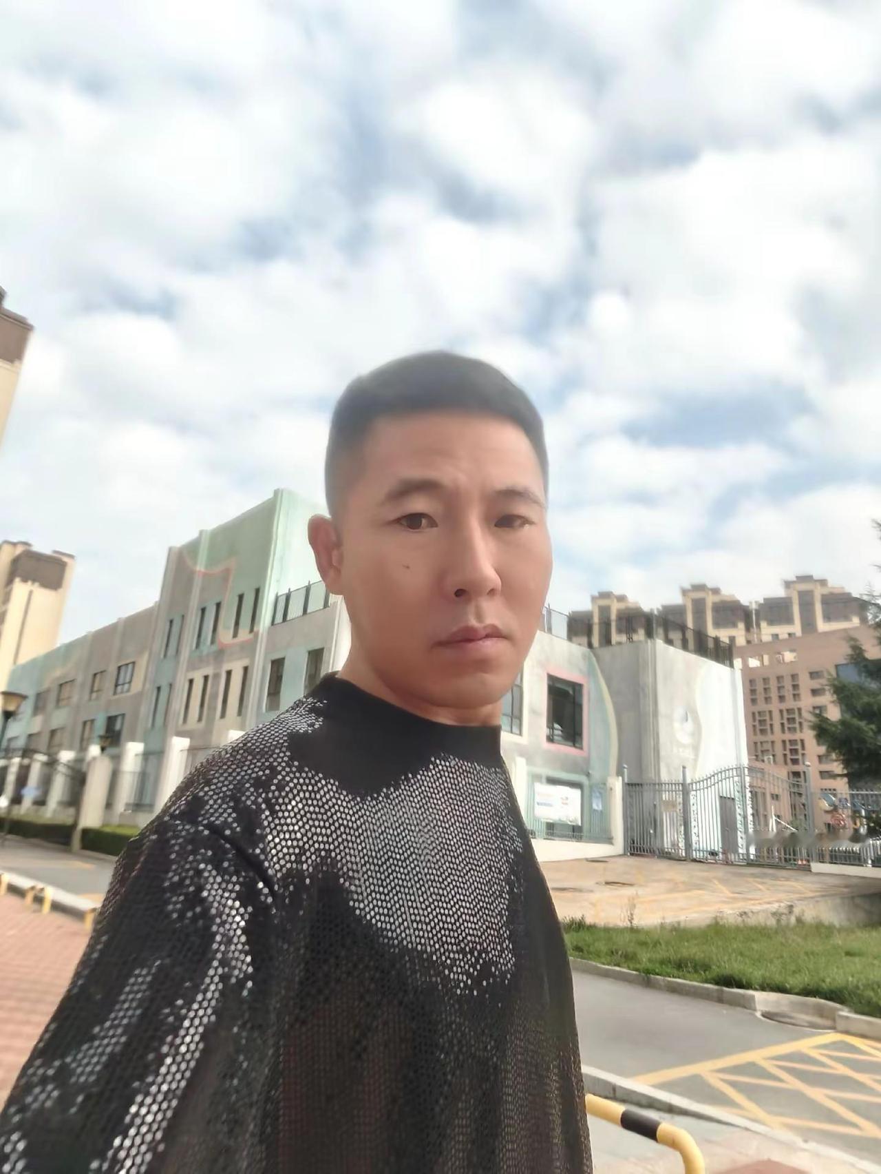 曾经的少年已不再年少