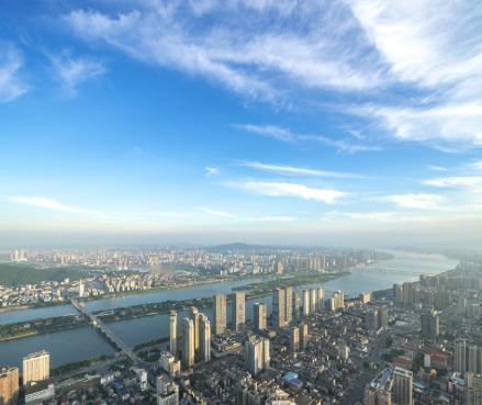 一、2026年多少分能上？别被“150分”骗了
很多家长一搜“九江职业大学录取分