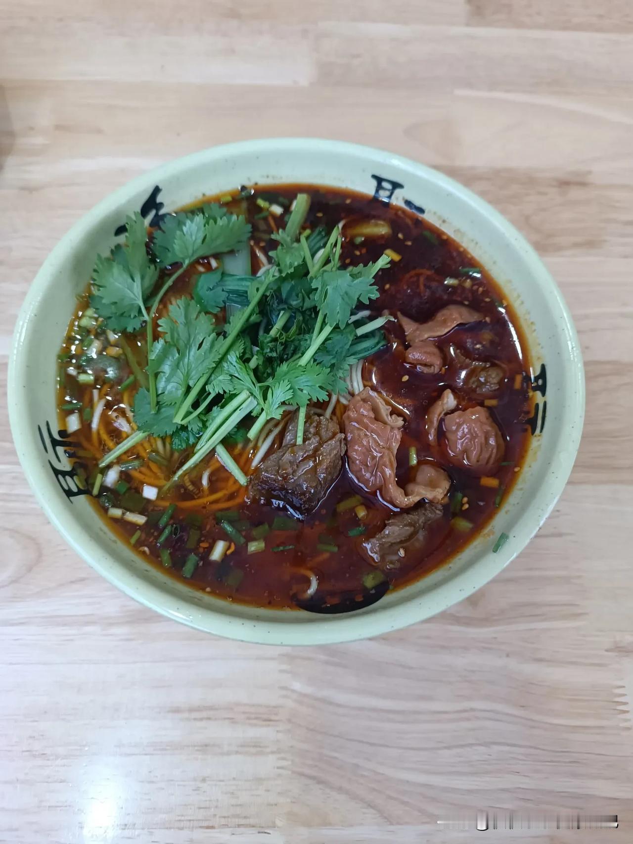 一碗牛肉面，吃的很舒服