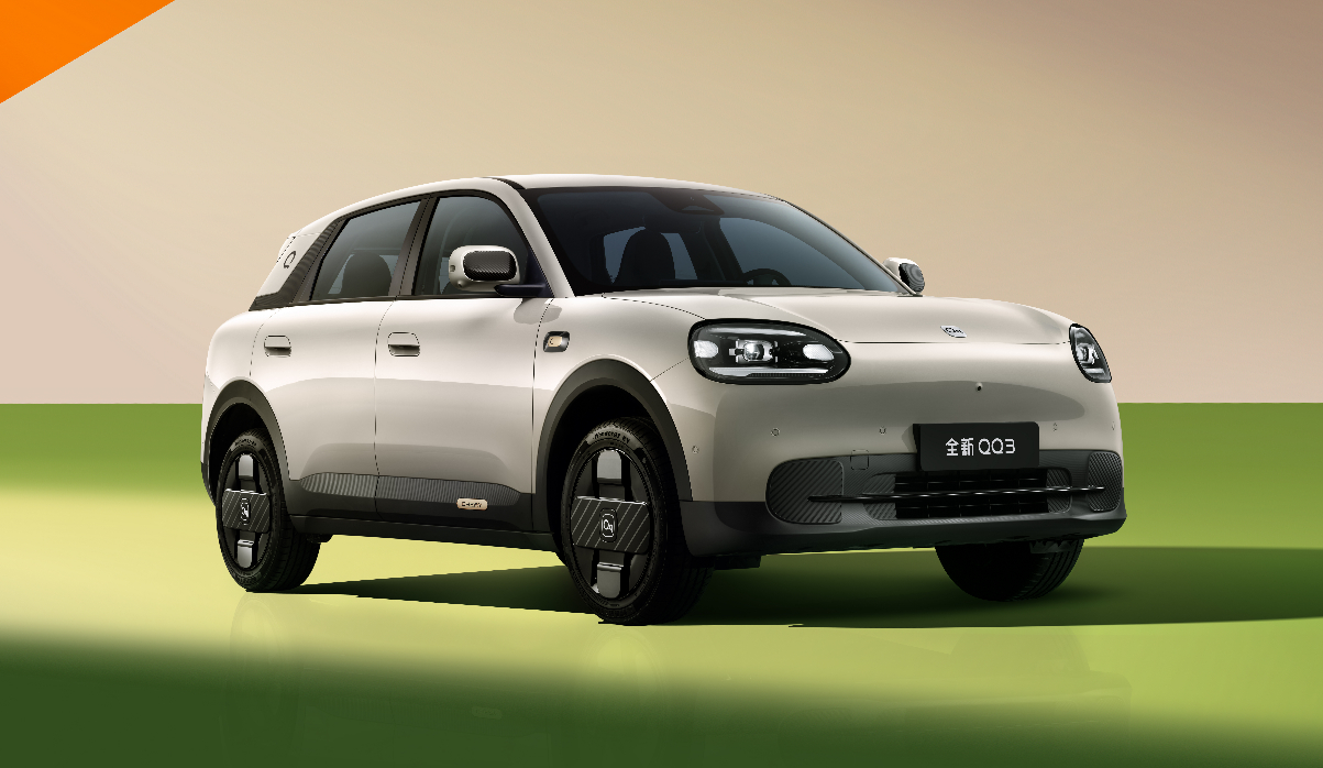 嘿，奇瑞全新QQ3上市啦，限时一口价5.89-7.89万，这价格挺实在！它不再只