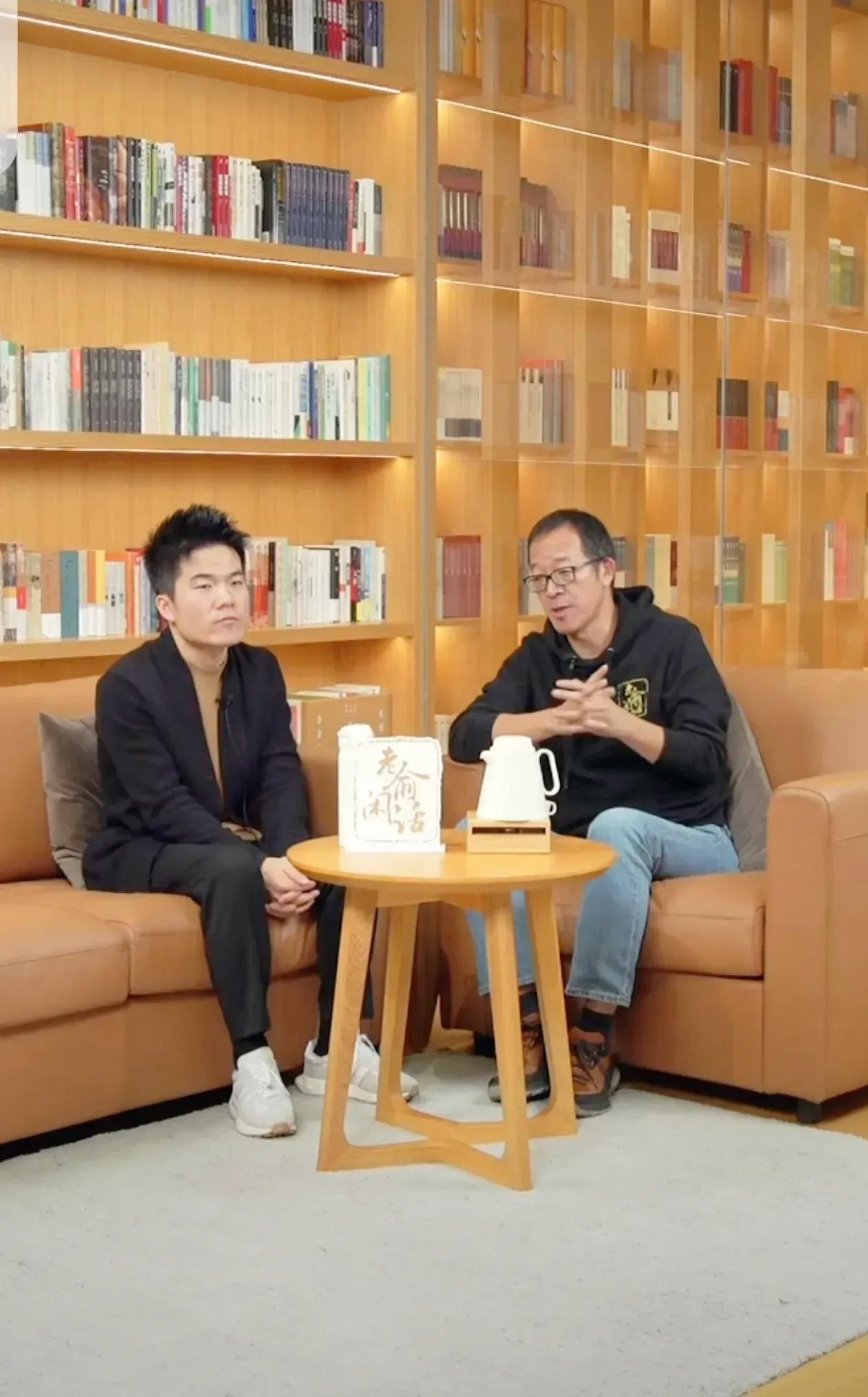 不吐不快，为董宇辉可惜！
昨天的直播轰动全网，3200万+的场观人数，最高在线人