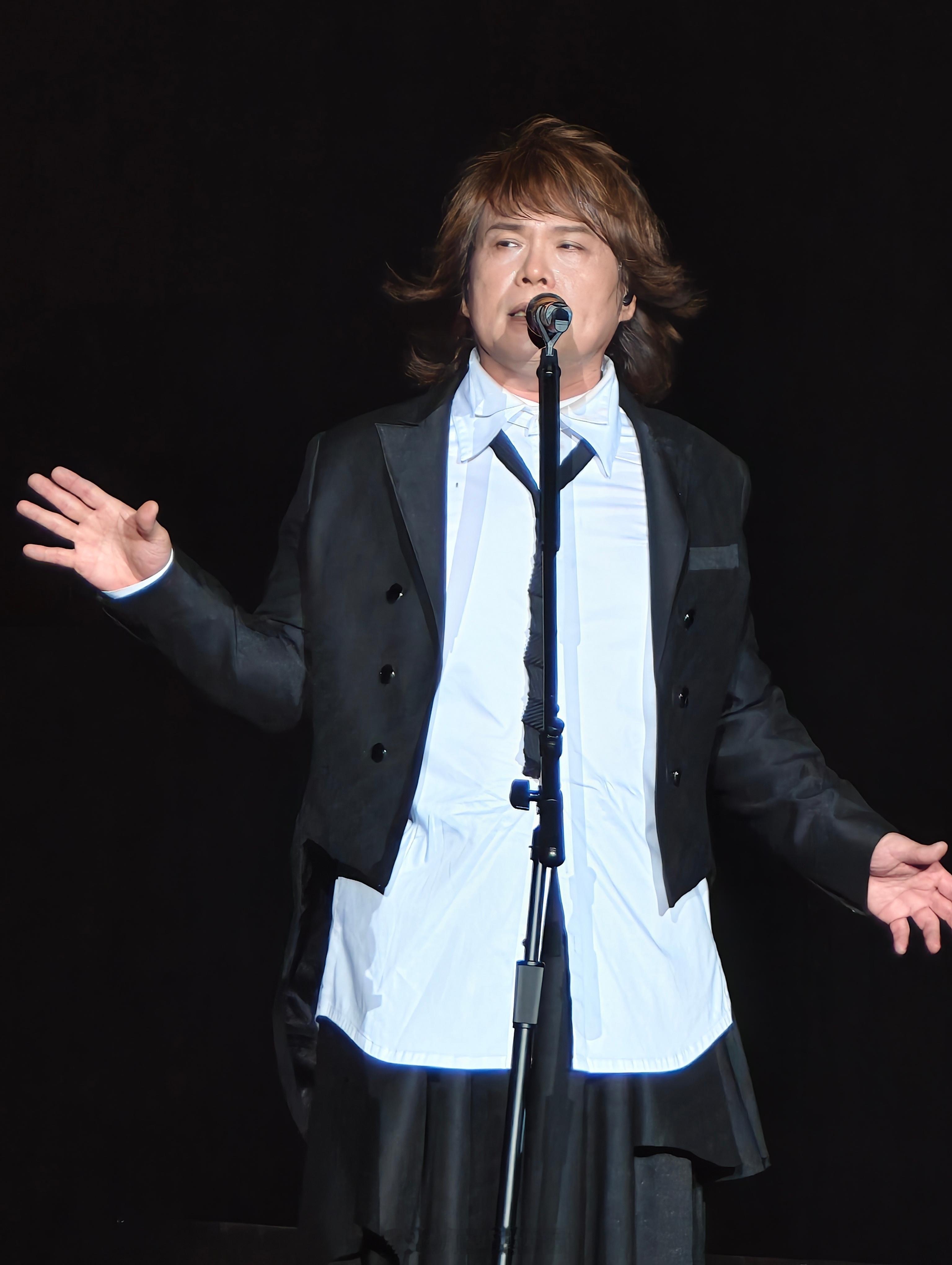 伍佰的演唱会是今年看过最值得的没有之一，结结实实演了快三个小时，氛围太好了！！！