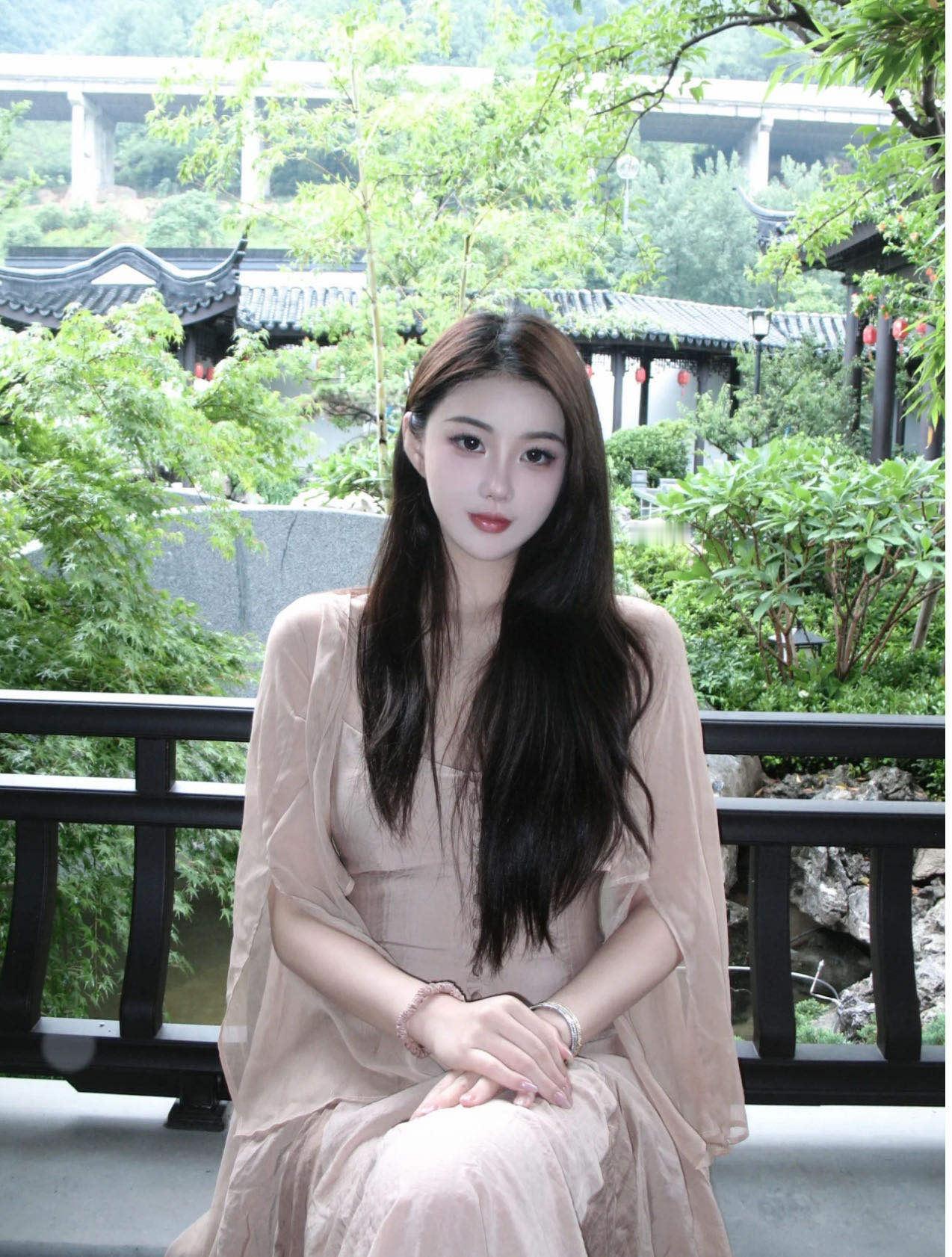 在广州气质美女 ​​​