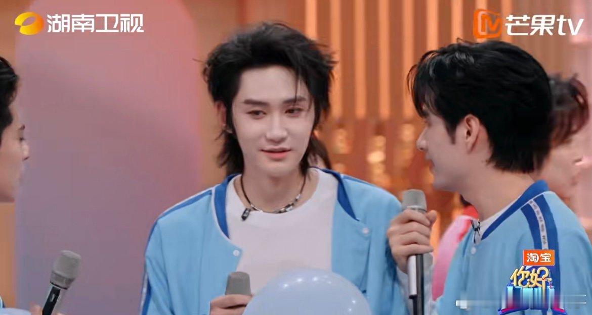 汪铎王琳凯哼哈二将 猜《双截棍》歌词大型神同步现场！汪铎一个 “哼” 被判错，小