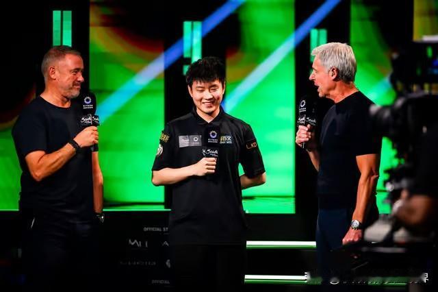 史蒂芬·亨德利点名赵心童：斯诺克未来 20 年的主力选手！

在夺得利雅得锦标赛