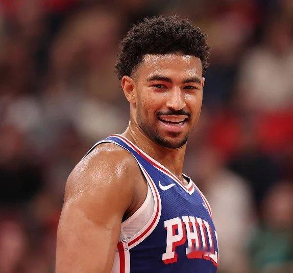 伤病报告更新：明天对阵奇才队的比赛，昆廷·格兰姆斯（右小腿酸痛）被列为大概率出战