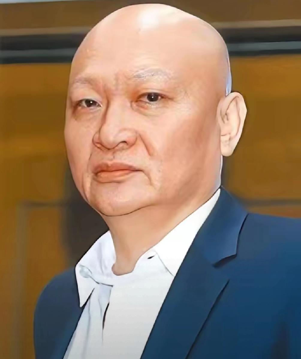 29枪5枪爆头！百亿赌王柬埔寨街头被打成筛子，比电影还荒诞的结局藏着多少黑幕
 