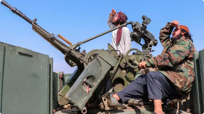 巴基斯坦与阿富汗冲突再起：阿富汗塔利班指巴基斯坦轰炸喀布尔、坎大哈等多地造成伤亡