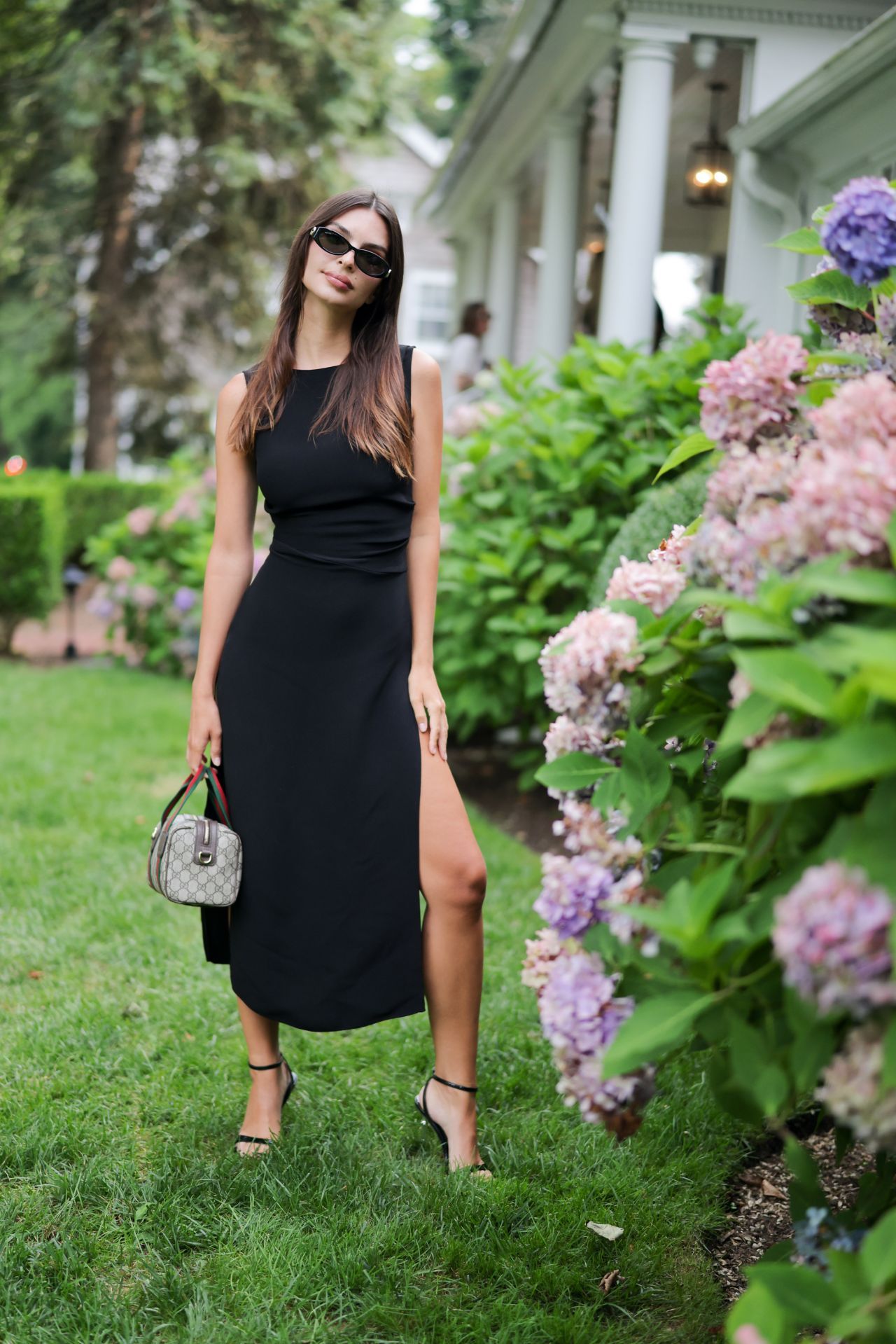超模艾米丽·拉塔科夫斯基（Emily Ratajkowski）出席Gucci G