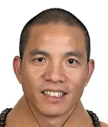 从方丈到住持，这是降了？


从级别看确实像降了。
白马寺建寺比少林早四百多年，