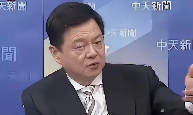 旺旺集团副董事长周锡玮说:马英九多次去大陆，受到大陆的热情接待。这次“正义使命-