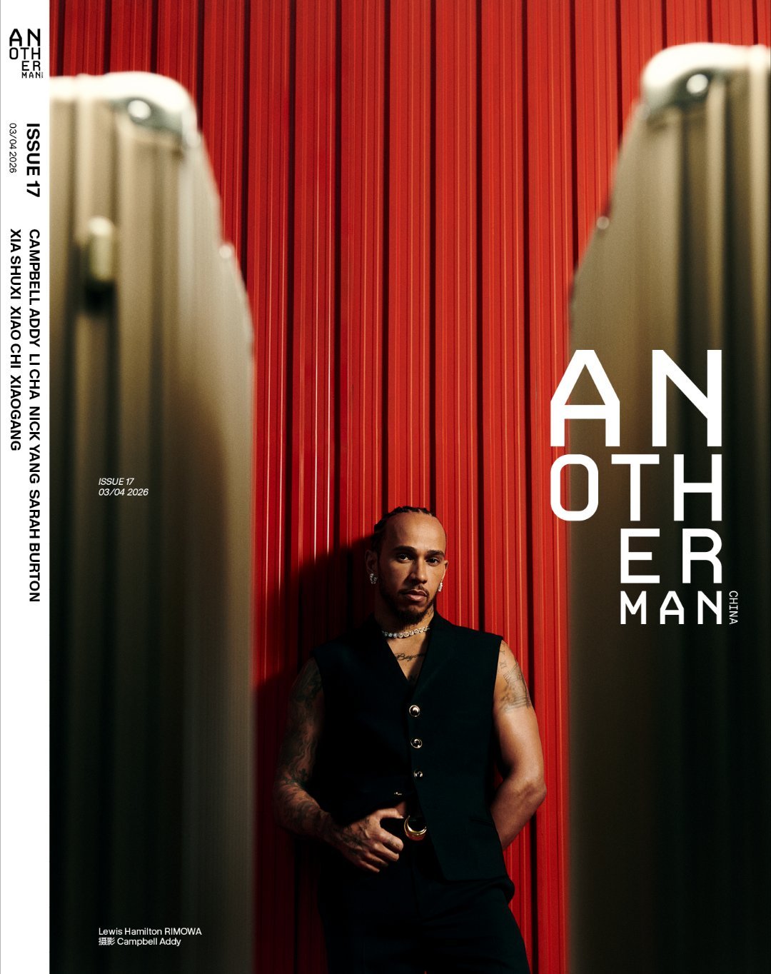 HamiltonAnotherMan开季封面 刘易斯·汉密尔顿步履不停，在旅程中