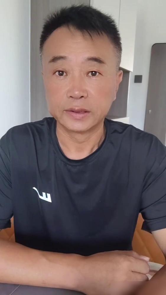 粮食新规。

说真的我家远房表哥前两年开村头的小粮站就吃过没台账的大亏，当时收了
