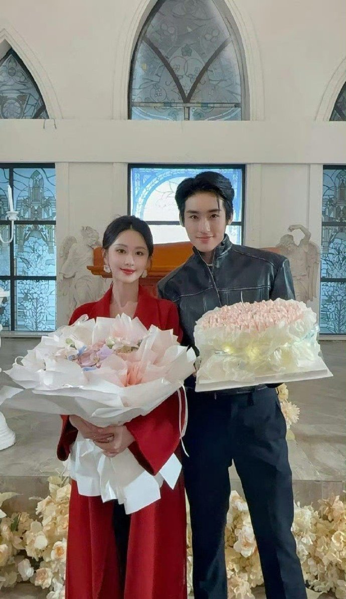 这么多年了小雨妖妖和真水无香你俩咋还不老 