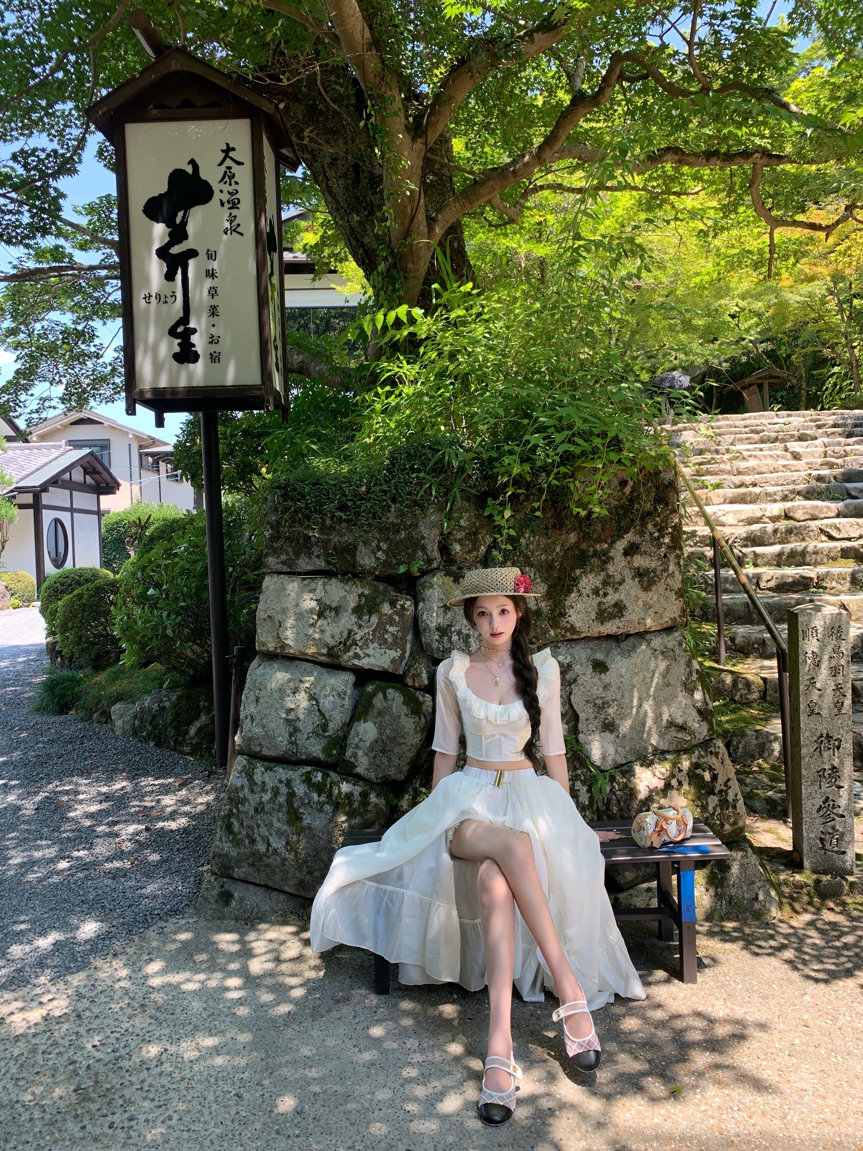 阳光穿透树叶，世界飞过夏天。✶🍏‧₊˚💭 ⸝⸝꙳ ​​​