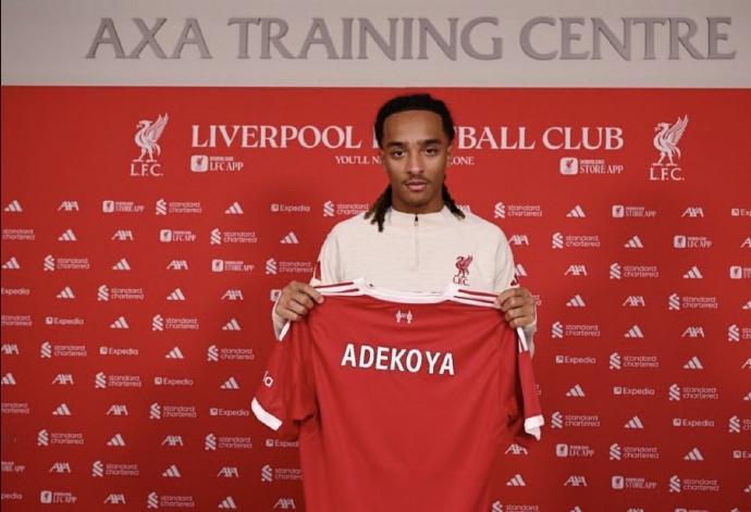 利物浦青训 两名新加盟的中卫至今未完成正式首秀，U21主教练佩奇给出了解释：“莫