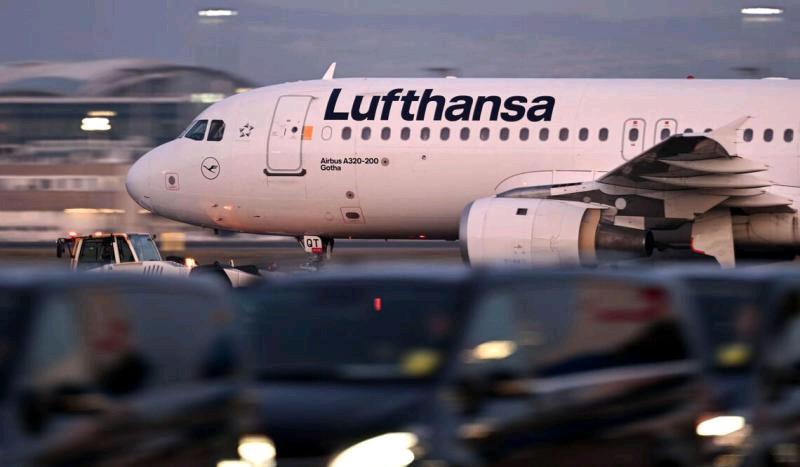 据美国联邦航空管理局网站发布的消息，伊朗于美东时间1月14日下午5时15分暂时关