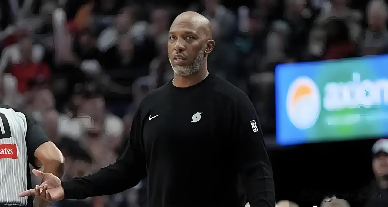 NBA官方勒令比卢普斯立即离职，斯普利特将担任开拓者临时主帅！
…………

NB