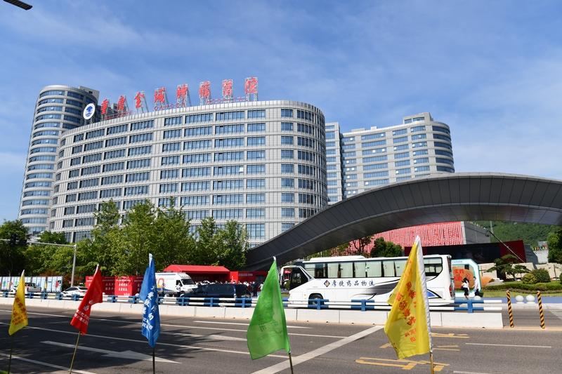 国家建全球领先的肿瘤医院，这惠民力度简直绝了！能治50多种病，太牛啦。就像202