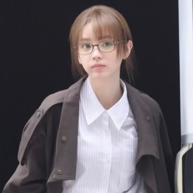 不是 怎么这么嫩啊 ​​​