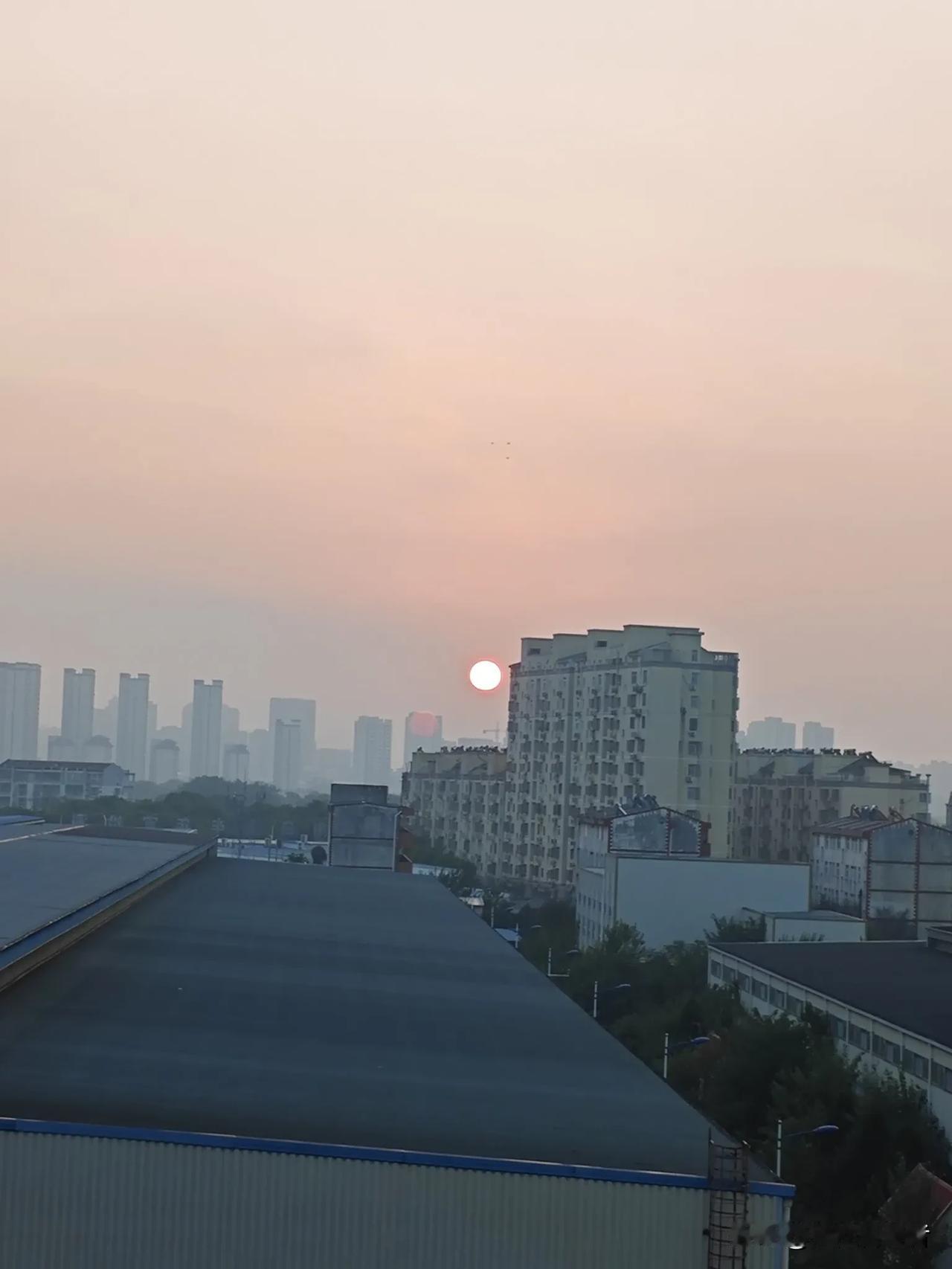 #上联：秋月无边照九州，诚邀下联#
上联：秋月无边照九州，
下联:   星宇浩瀚
