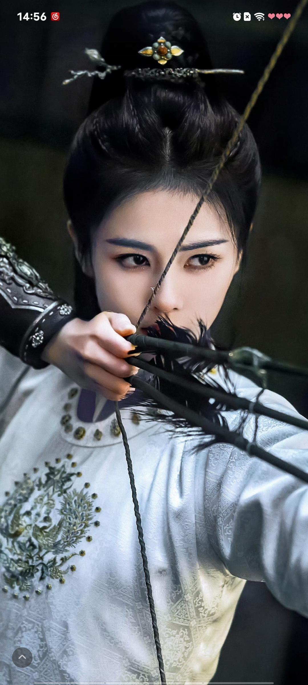 《唐宫奇案》跟微博之夜撞一起了，但是这丝毫不影响我们白鹿的扛剧圣体！ ...