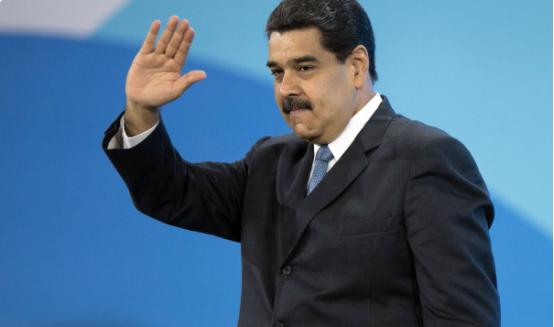 挂断中方电话后，马杜罗下令出兵，油轮保卫战打响，白宫措辞变强。
 
这阵子，委内