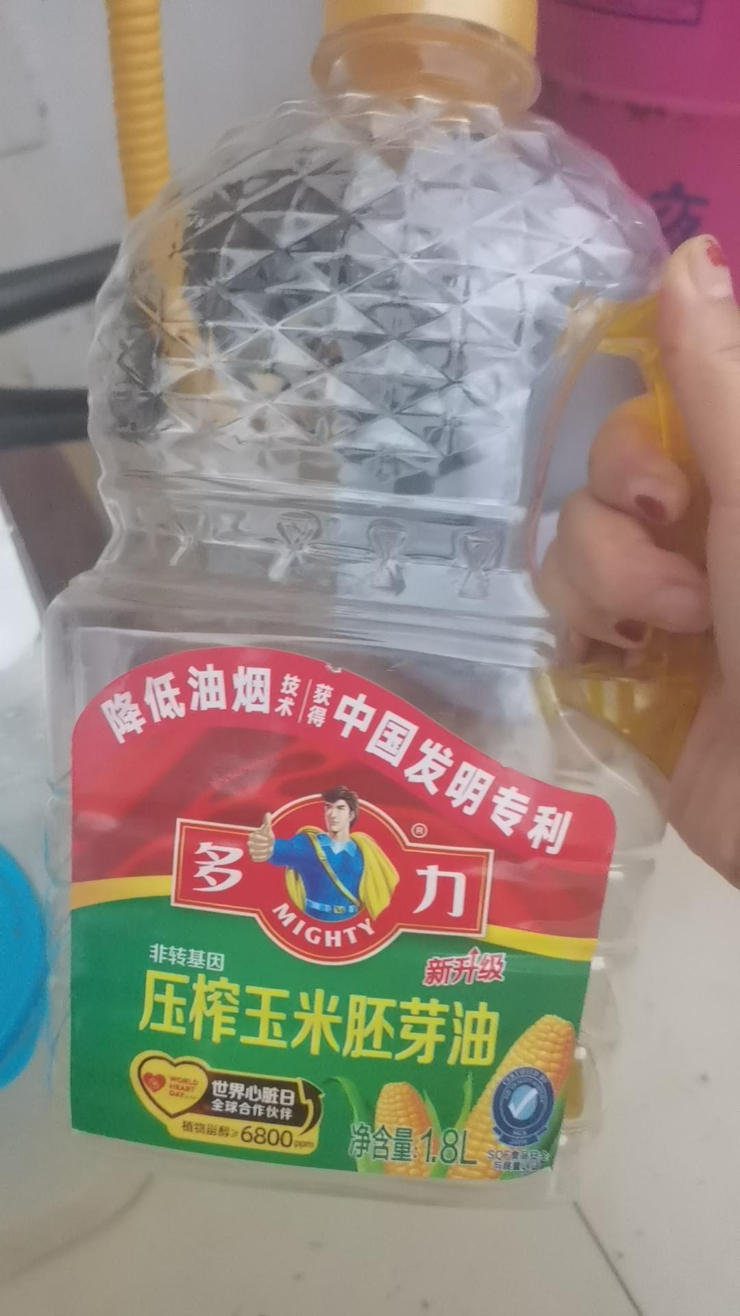 昨天一不留神又中招！上吐下泻！难受的感觉死的心都有啦！人老腿先知，何止腿，肠胃，