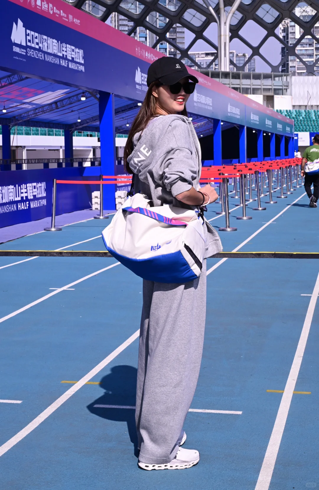 南山半马领物完成🏃‍♀️我们周日见！