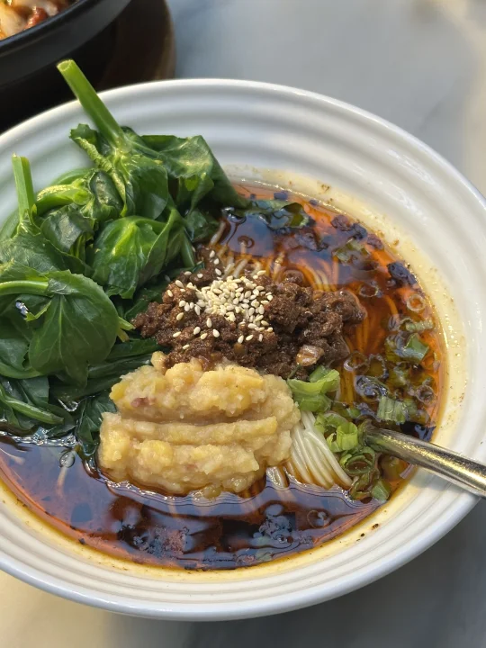 纽约美食｜两个四川人，被这碗豌杂面迷晕🥹