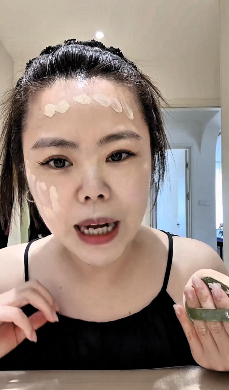 苦茶丹丹香，家庭婚姻我不关心，只在乎自己！
伙伴们，我从来还关心家庭和婚姻，有那
