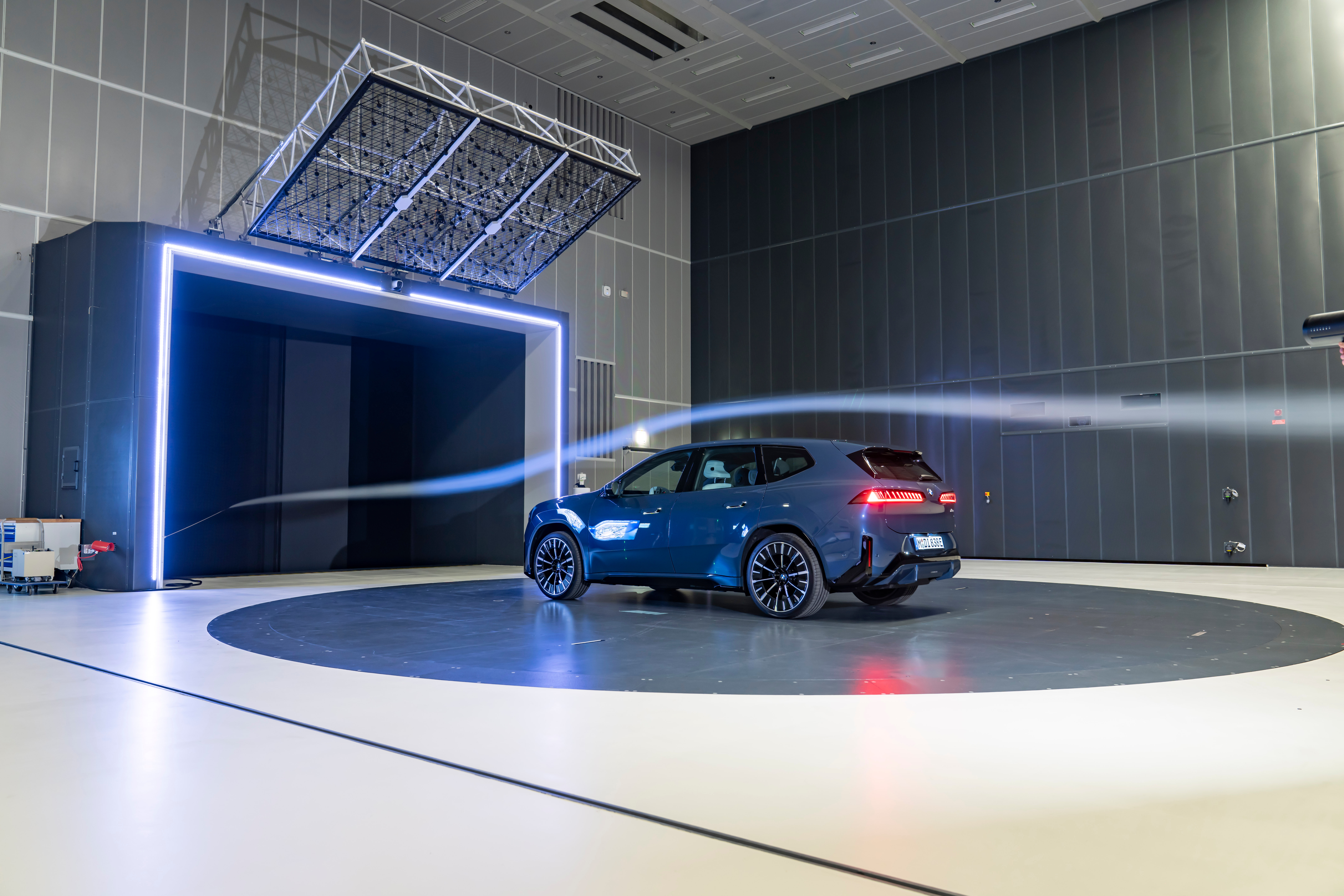 来带大家看看BMW在德国慕尼黑总部FIZ研发中心的 全新空气声学与电驱中心（AE