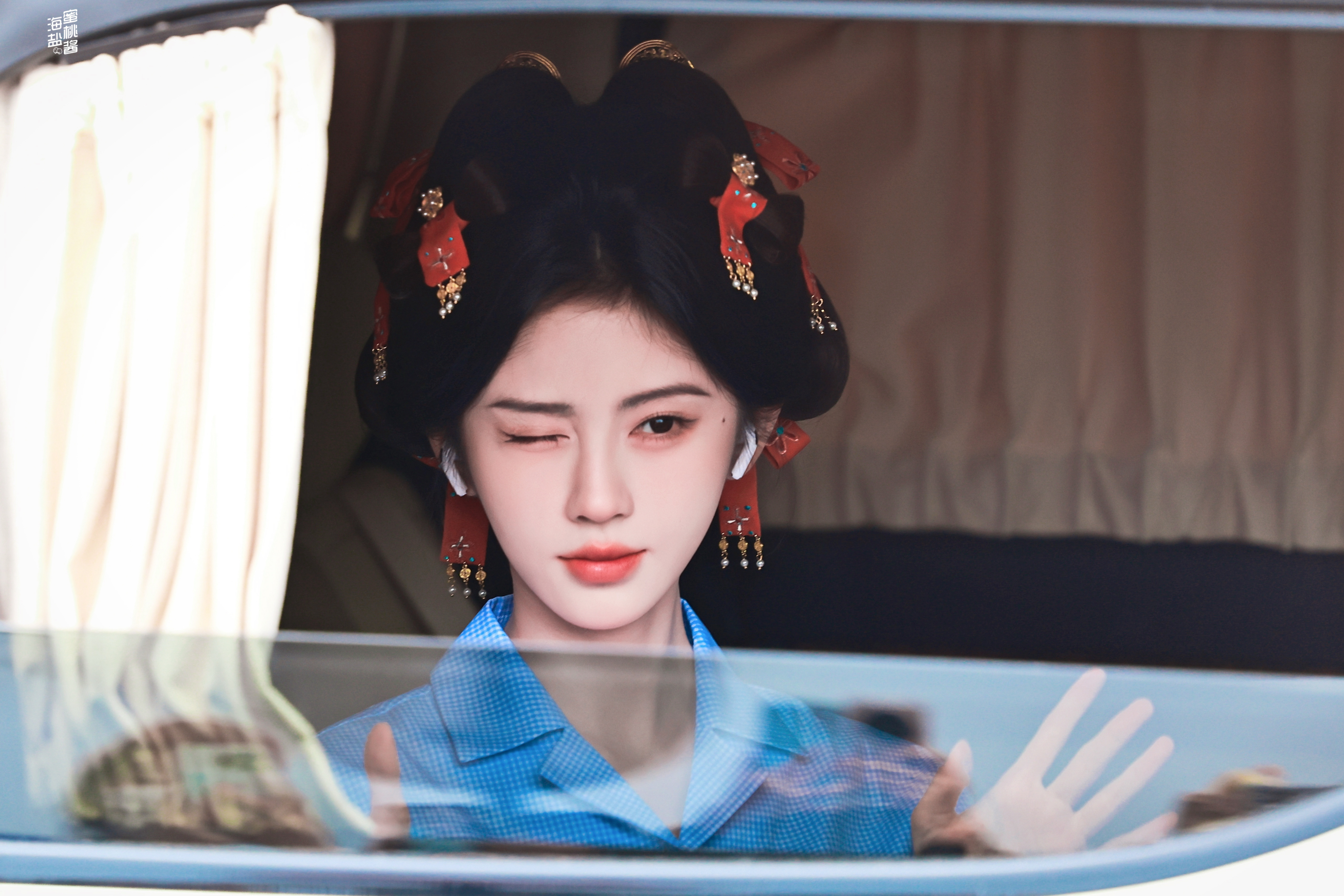 鞠婧祎  20260619端午安康向你发送一个wink😉 