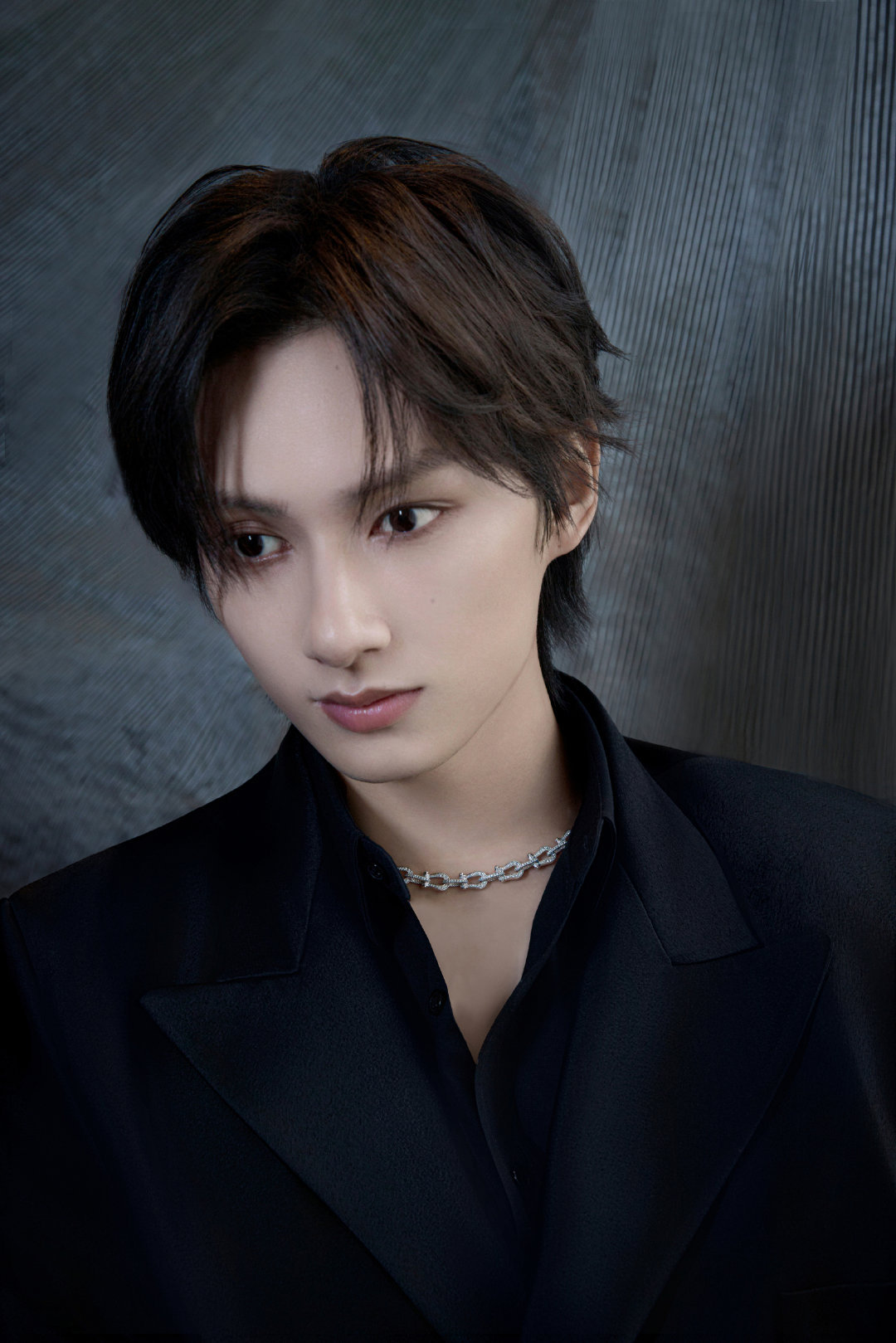HBD🎂俊耀新岁，自在发光💫文俊辉0610生日快乐